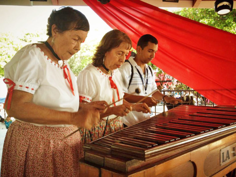 La marimba es declarada "Símbolo de la riqueza tradicional