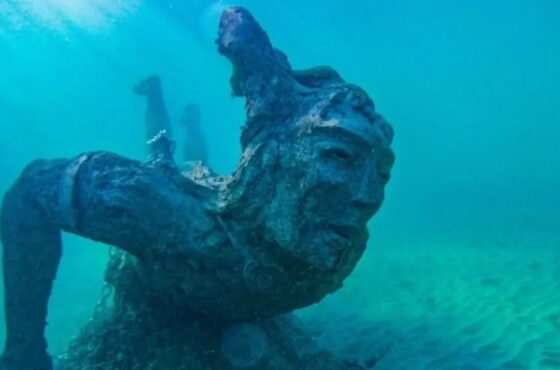 Inauguran el primer museo submarino de Centroamérica está en Costa Rica